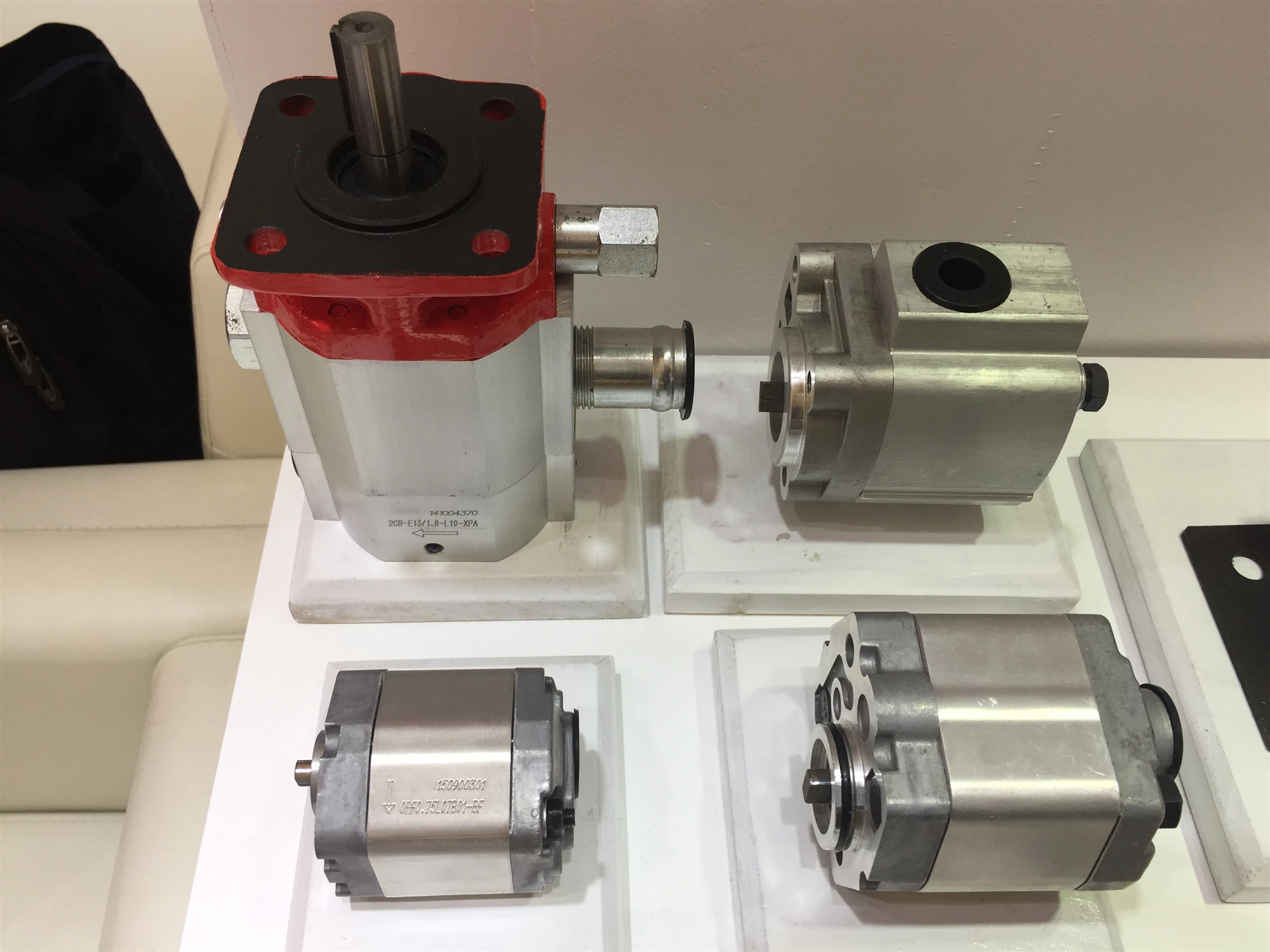 RYANCapable Manufacturer Excavator Hydraulic Gear Pump