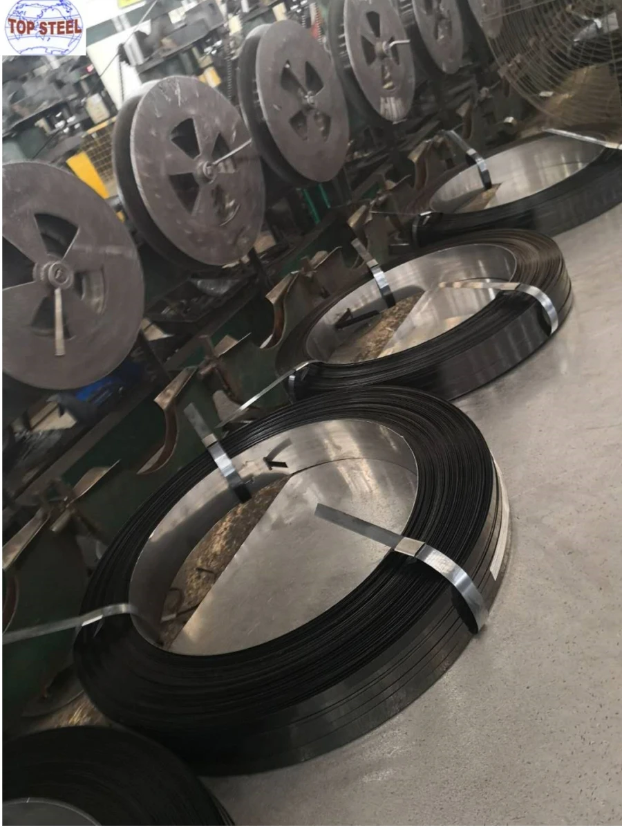 16mm 19 mm  22mm  25mm 32mm 38mm q235  black carbon steel strap band coated packaging 32mm x 0.8mm price per kg