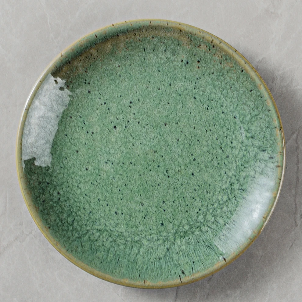 Top Quality Thai Style round Trays Enameled Green For Use Restaurant Hotel Ceramic Salad Dinner Plate Multisize Ceramic Tray