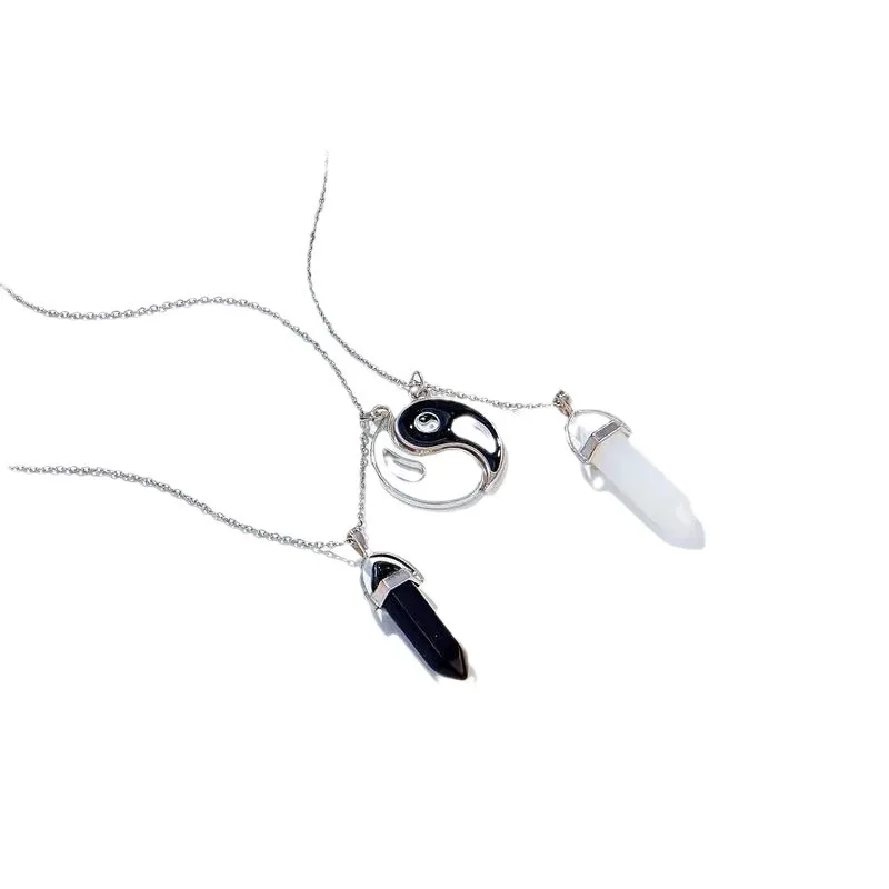 New Yin Yang Tai Chi Natural Stone Crystal Hexagonal Column Pendant Necklace Fashionable Magnetic Pendant Necklace for Couples