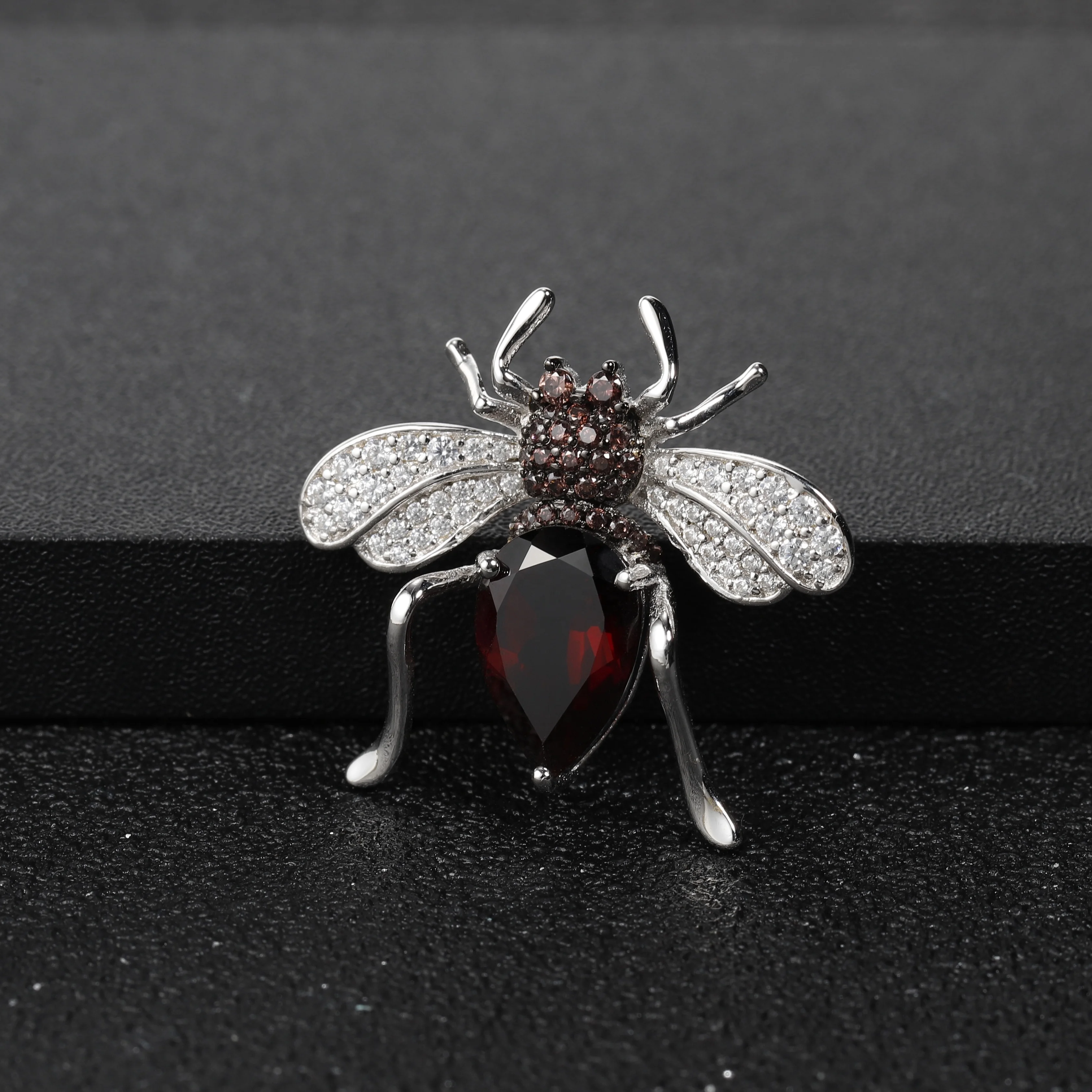 Abiding Natural Garnet Animal Elegant Vintage Brooch Silver Brooch 925 Sterling Silver Brooch Jewelry