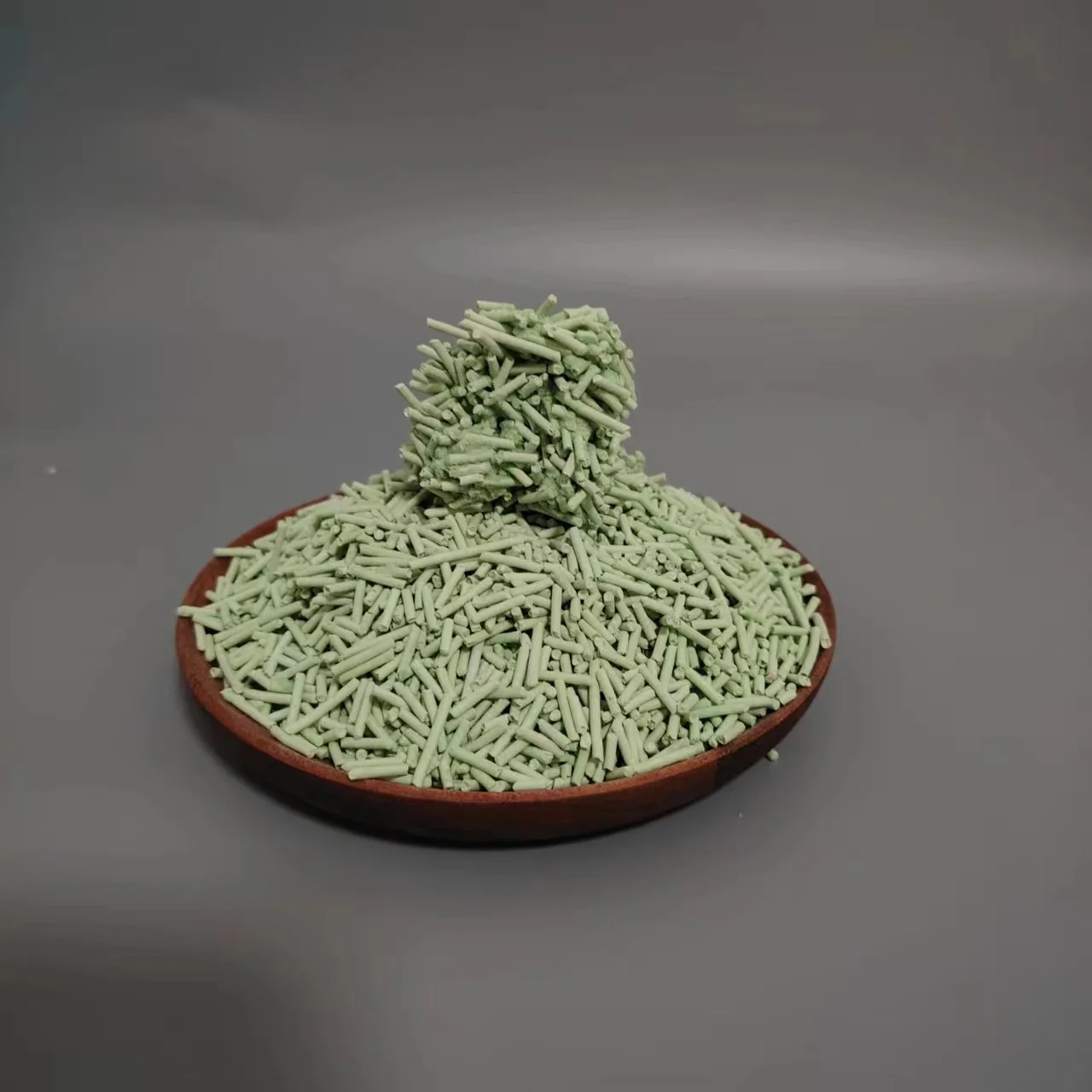 Useful Strong Clumping Cat Litter Best Clean Bentonite Tofu Cat Litter Coffee Made Corn Activated Carbon Sustainable Flushable