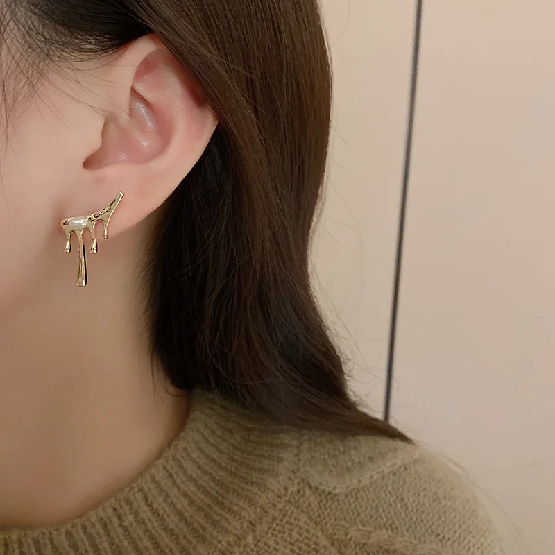 2022 New So Cool Liquid Metal Geometric Irregular Zircon Earrings for Woman Man Asymmetrical Earrings Jewelry Wholesale