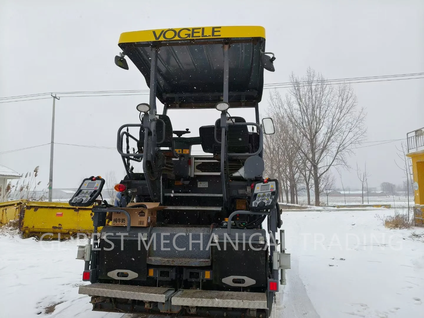 VOGELE SUPER1103-3 Подержанный асфальтоукладчик в хорошем состоянии Низкая цена ощутимая польза Простота использовании Подержанные асфальтоукладчики 1800.1900.2100.2200