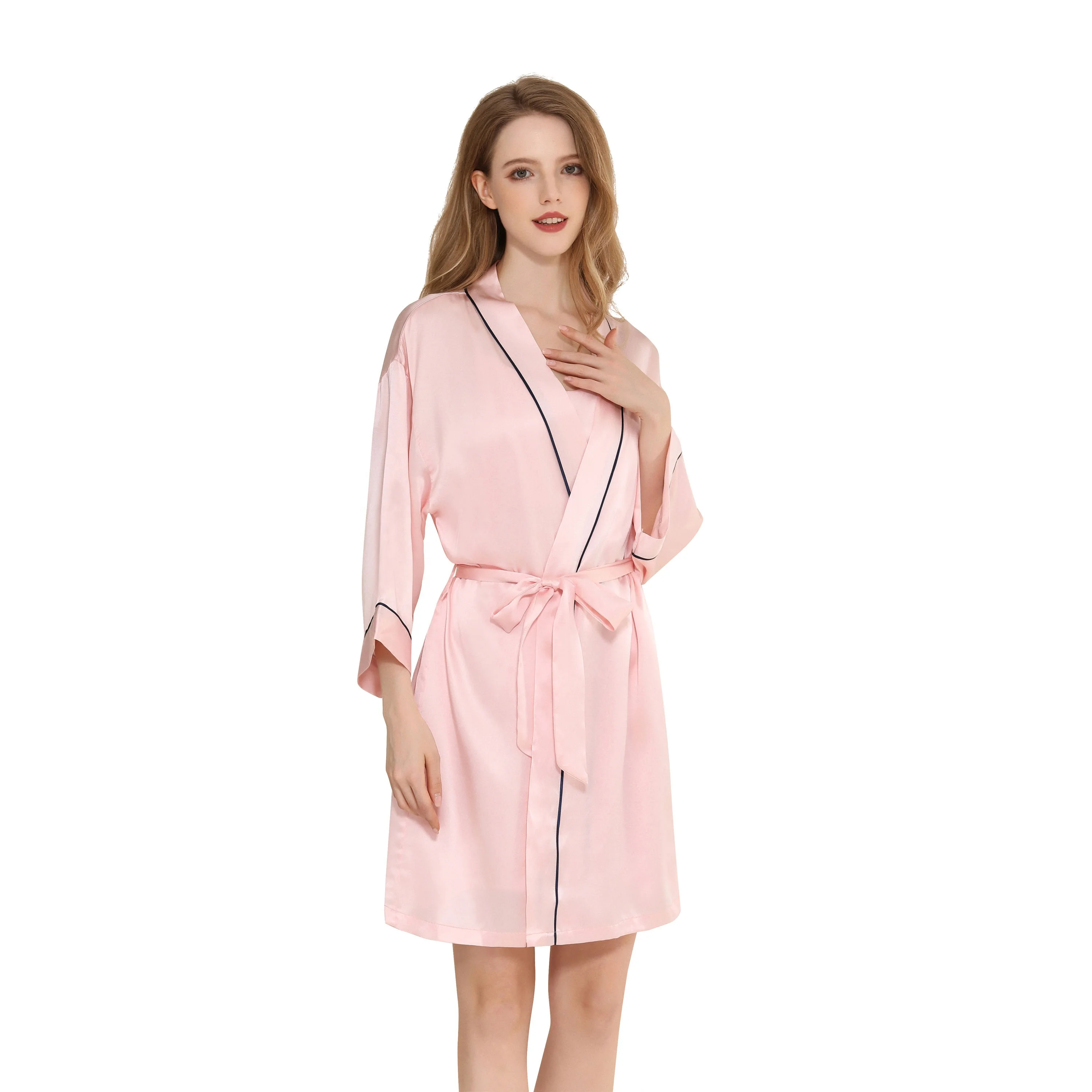 Custom 19 Momme 100% Mulberry Silk Bride Bridesmaid Embroidered Robes