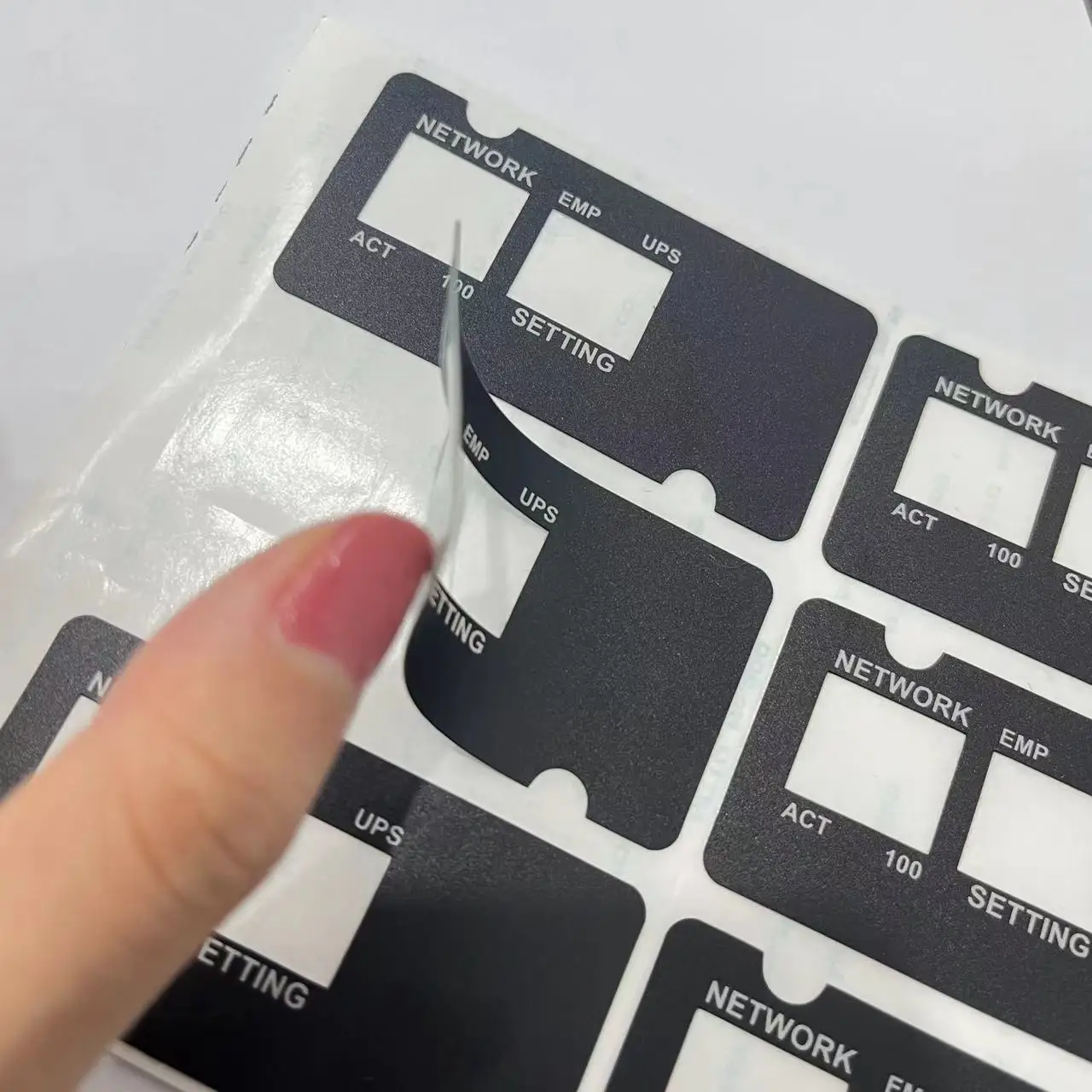 Пользовательские печатные этикетки Pc наклейки Lexan шелкография Матовая электрическая панель коробка переключатель наклейка компьютерный чехол этикетка
