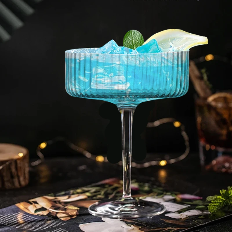 High quality crystal lead free glass Vintage Cocktail Coupe Glasses Set bar ware glass cup Champagne glasses Martini Glass