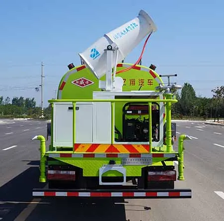 Dongfeng Greening Spray Truck Multi-Functional Diesel 4x2 Drive for Dust
