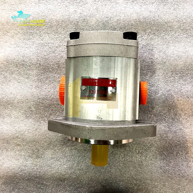 Hangood ZX870-3 Pilot Pump 470-0708 Hydraulic Pump for Hitachi  Construction Machinery Parts ZX225CL-3  HPV118HW-23C Piston Pump