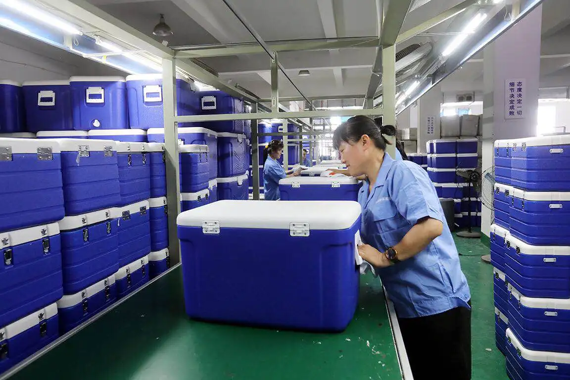 New design 68L Outdoor Car Portable Insulated Box For Food Delivery Camping Picnic Refrigerated Box Ice Bucket