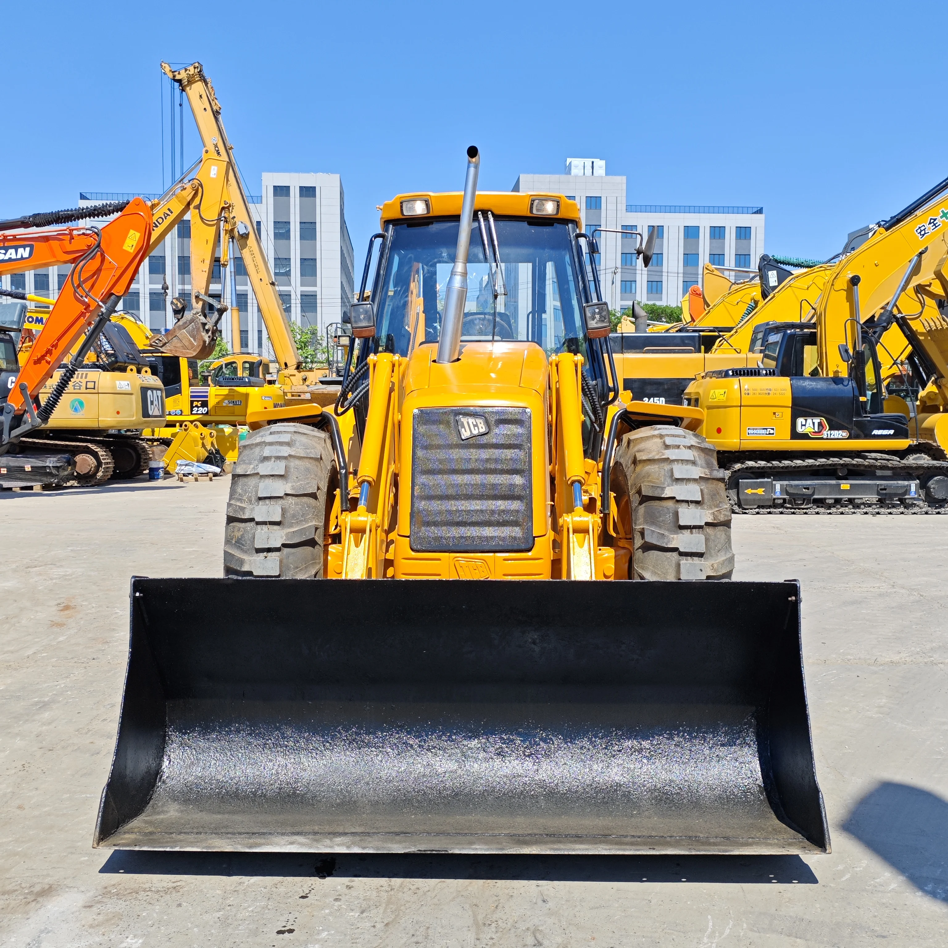 Используемый JCB 4CX высококачественный погрузчик с экскаватором по оптовой цене