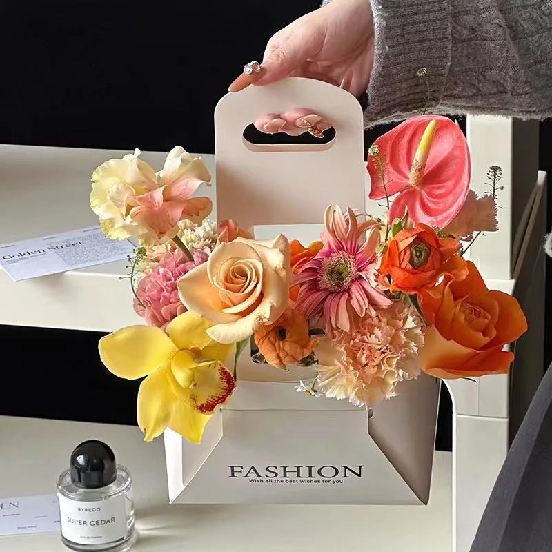 Super Nice Flower Arrangement Box Pink Kraft Paper Decorative Bouquet Flower Carrier Bag With Handles