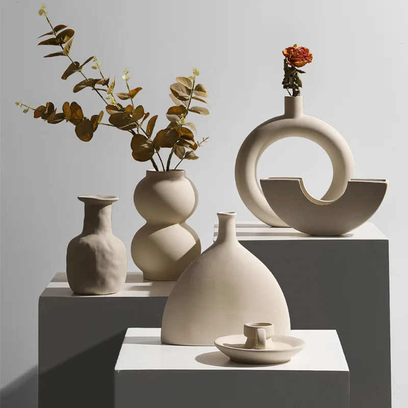 Hot Selling White Ceramic Irregular Flower Vase Plant Handmade Art Porcelain Vases Decoration For