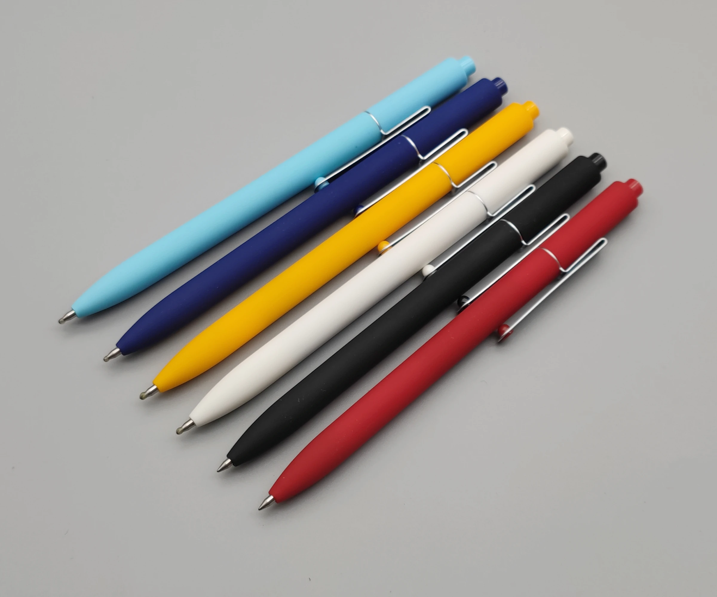 Hot sale Metal Clip Ballpen Cheap Simple Pen Promotion Gift Ballpoint Pen Custom Logo Printed Hotel Plastic Pen