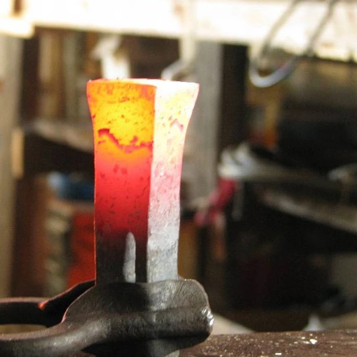 Heavy Duty Steel Billet Bar Heating Induction Forging Machine Induction Heating Generator