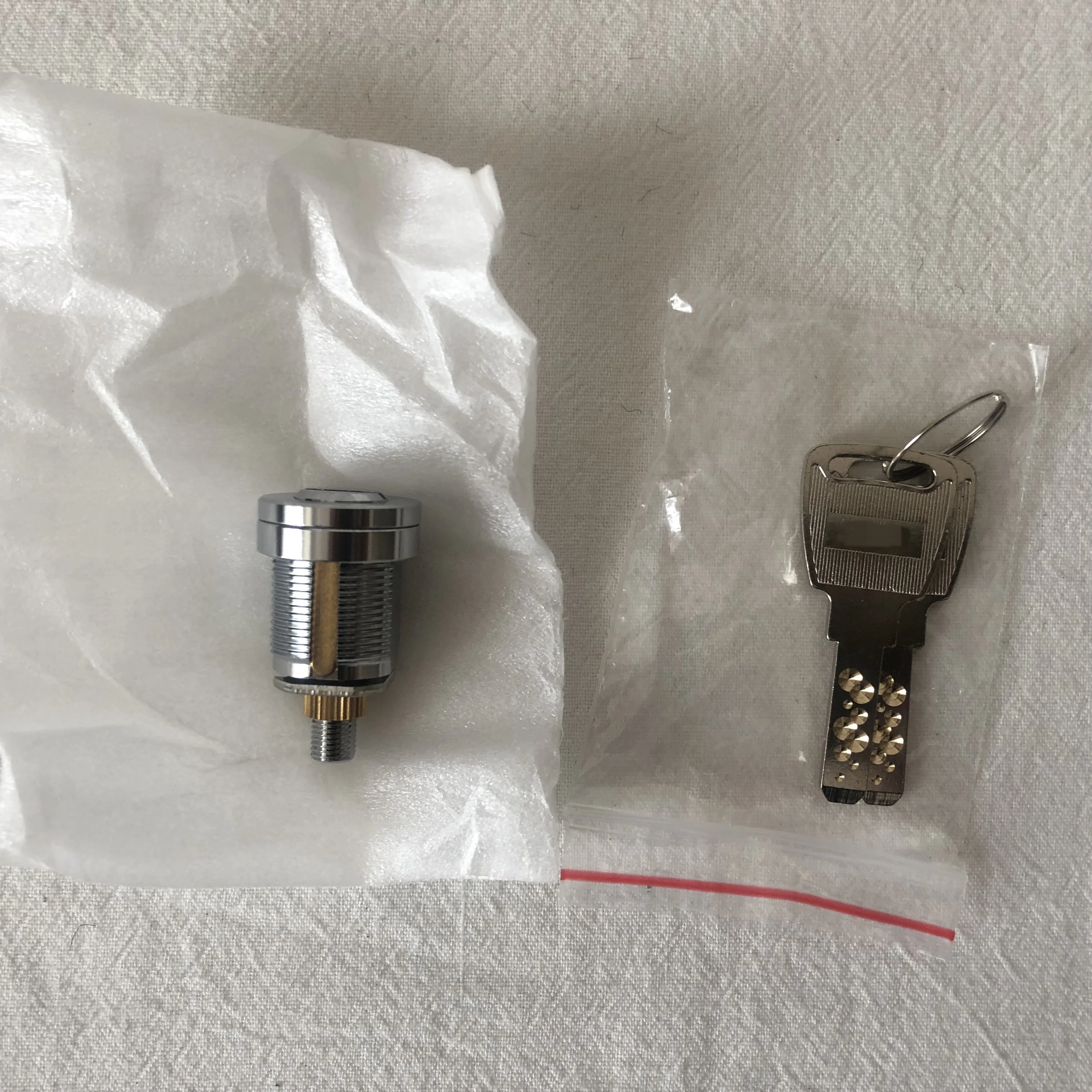 RSL-1002,Manufacture Wholesale High Quality  Copper Mail Boxes Locks Cam Locks  Guarantee Security With Copper Keys Mailbox Lock