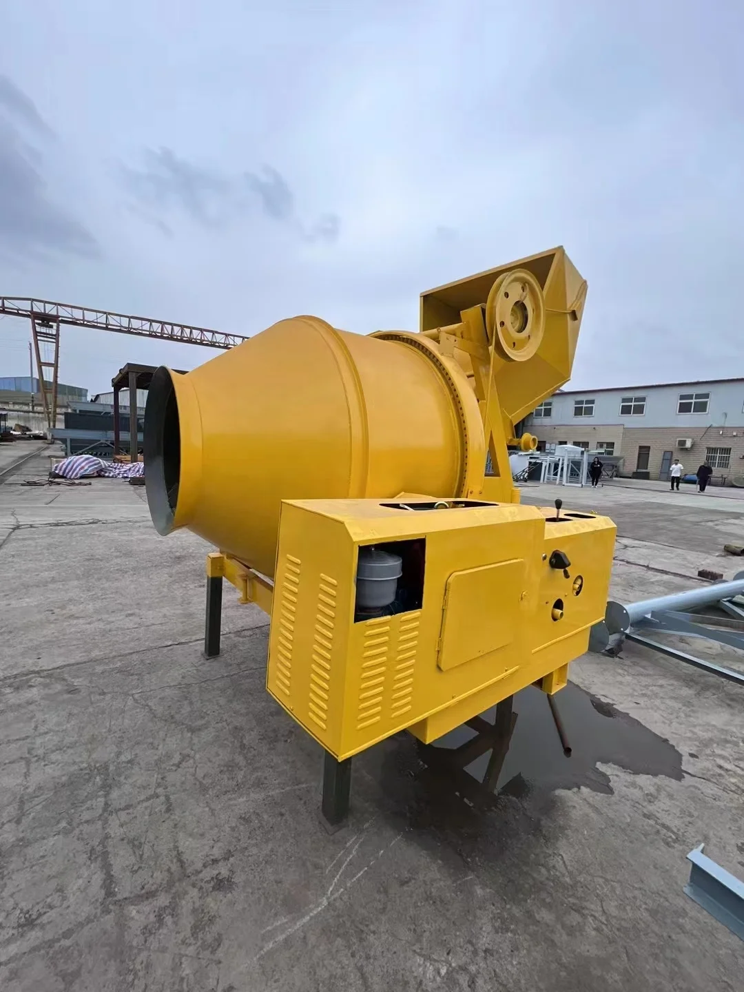 ZHUCHENG Official Low Consumption  the Price of  Mini Diesel  Cement Mixer in Algeria JZC500 for 400 500L