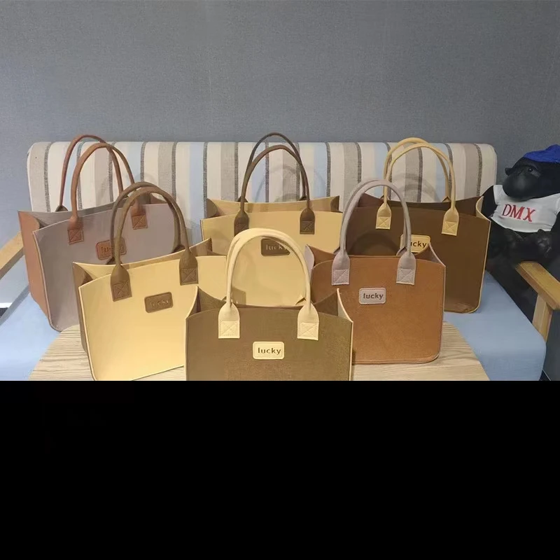 Customized Thick Wool Felt Tote Handbag for Women Large Capacity Portable Zip Closure Shopping Bag with Polyester Lining Gift