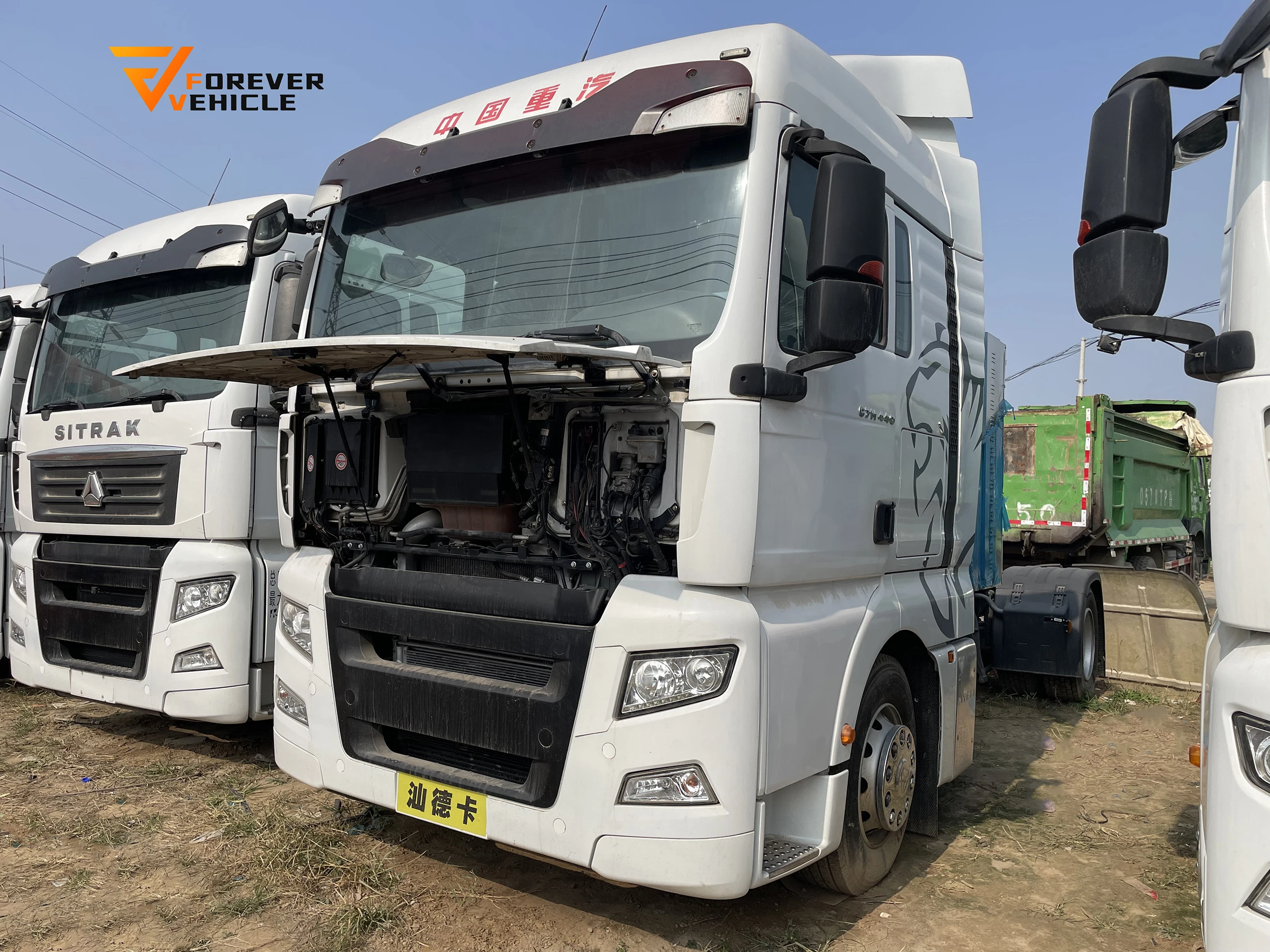 Professional Sinotruk Truck Tractor 6X4 Sitrak C7H Trailer For Tractors CNG