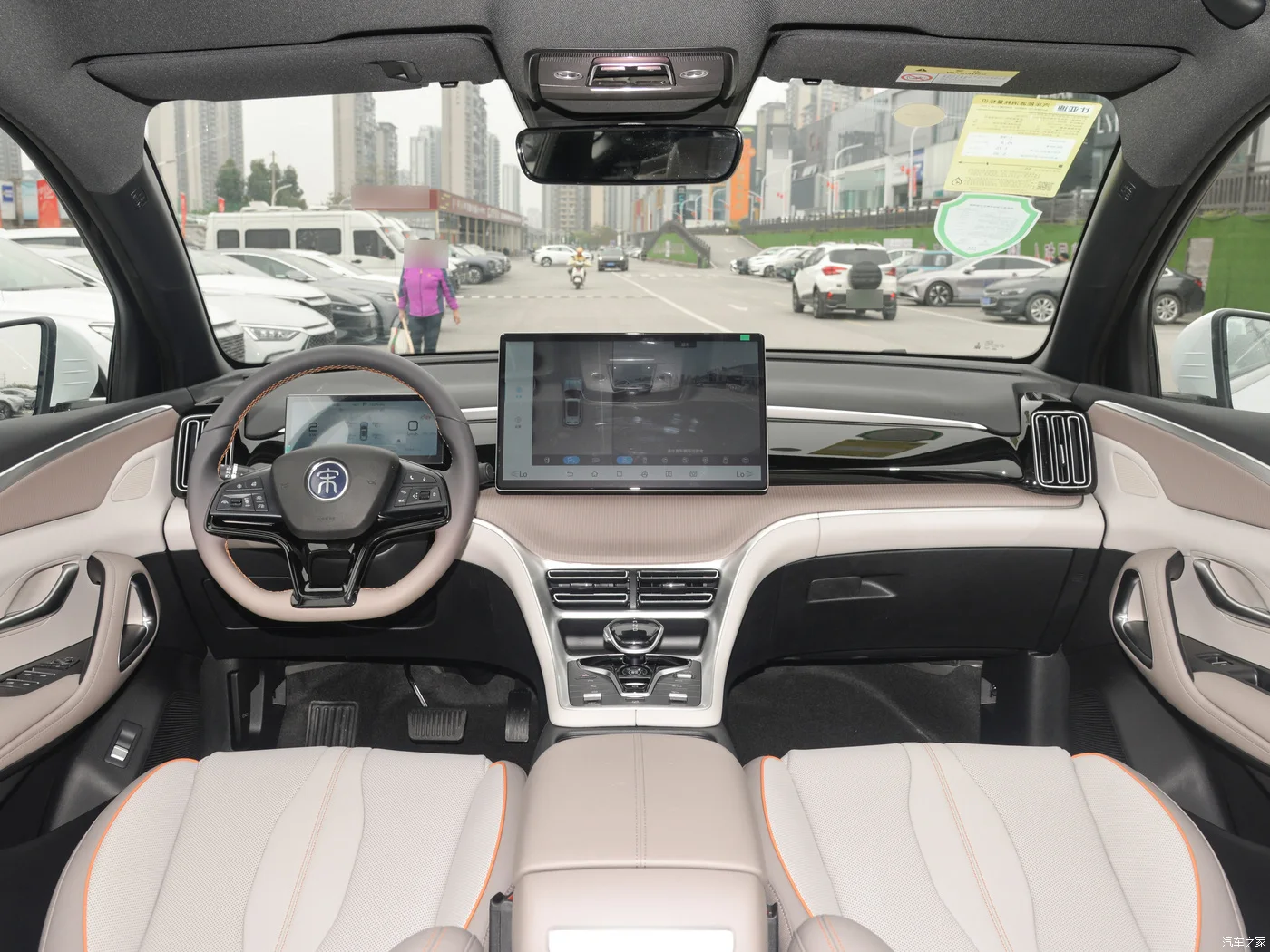 Hot Sale BYD Song Pro New Energy 2024 Glory Edition DM-i 110KM Excellence Compact SUV Plug-in Hybrid SUV Left Hand Drive car