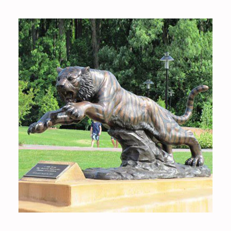 Home decoration metal animal sculpture handmade life size bronze brass tiger statues for sale