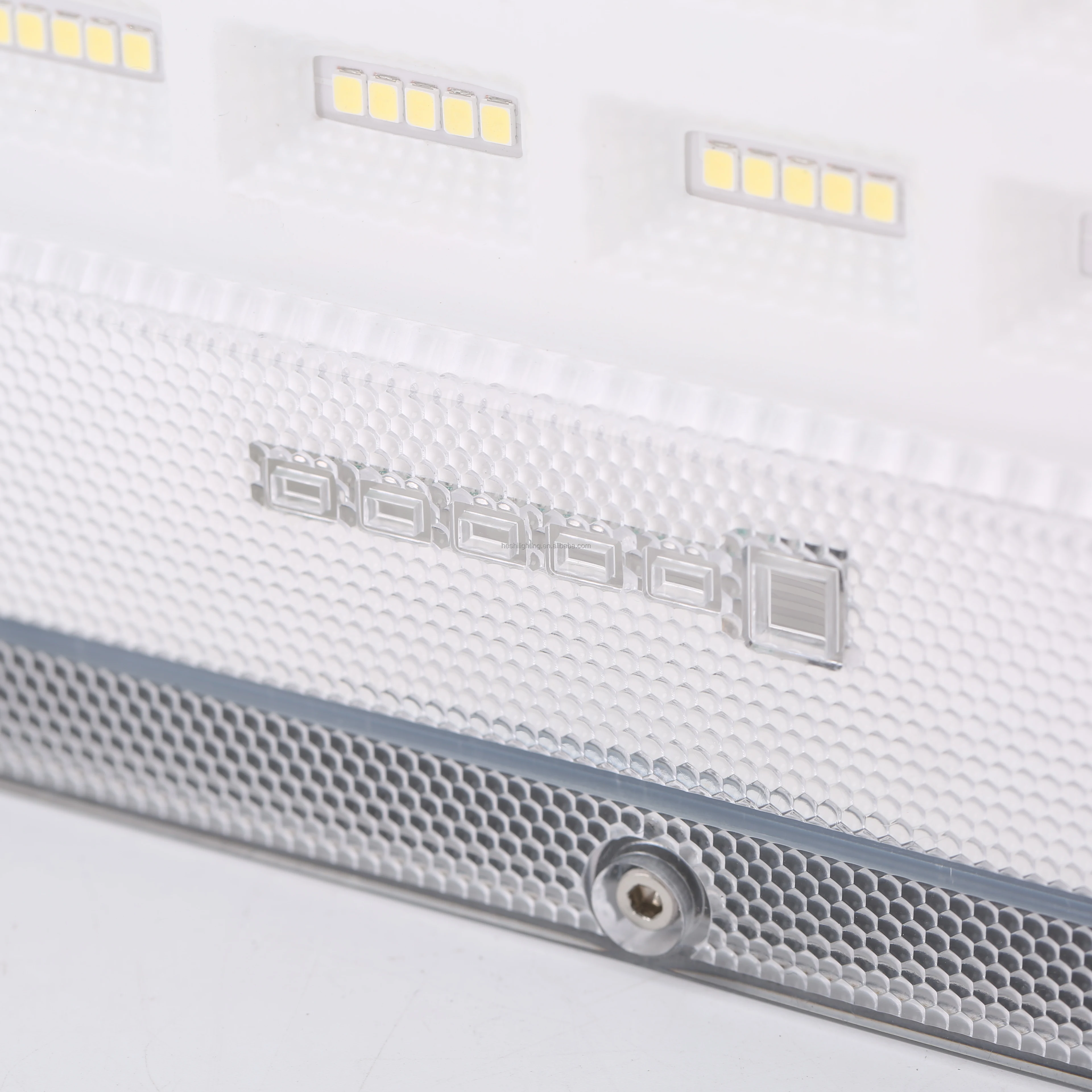 HESHI Outdoor Energy Saving High Power Solar Projector Waterproof LED Slim Floodlight 100W 200W 300W 400W Solar Flood Lights