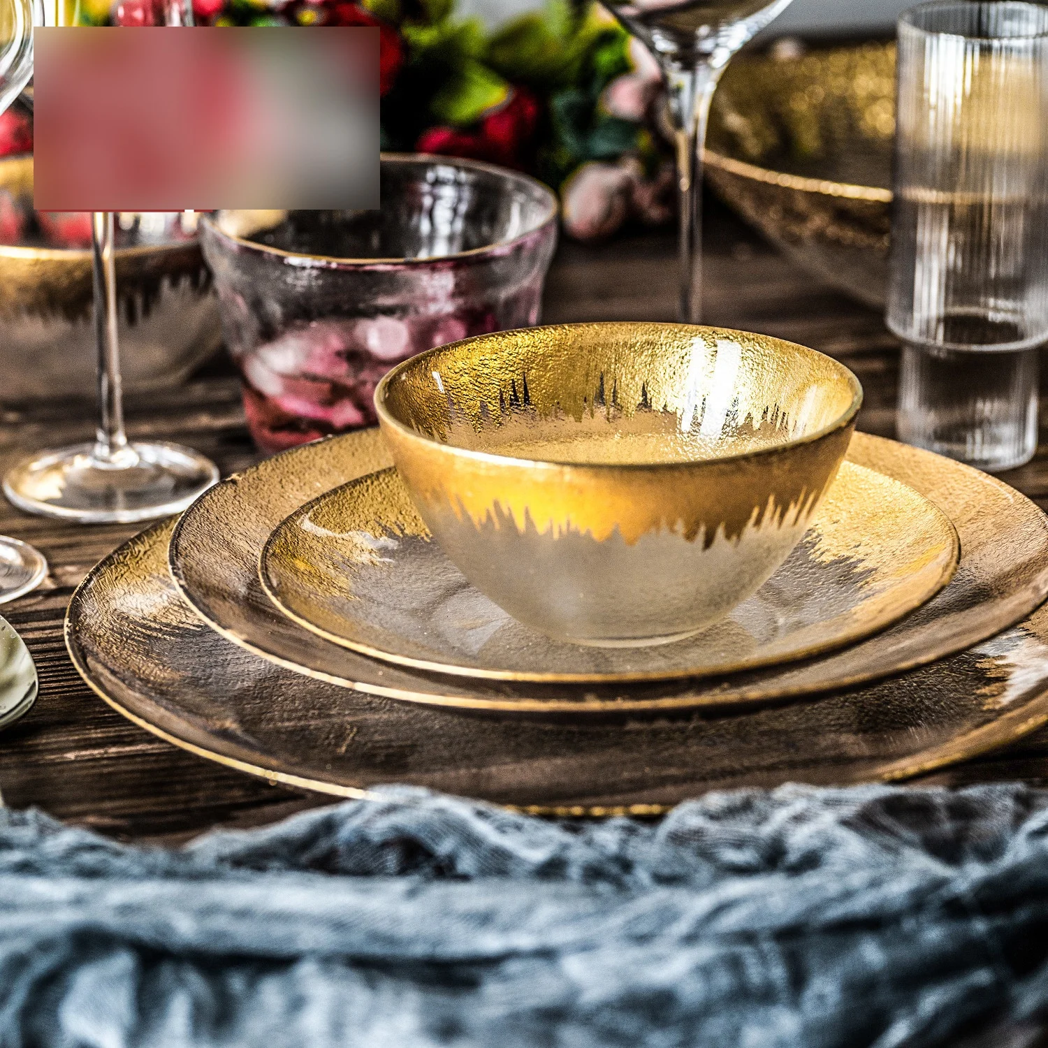 Manufacturers Selling Creative European-style Electroplating Phnom Penh Western Glass Plate Gold Dinner Set