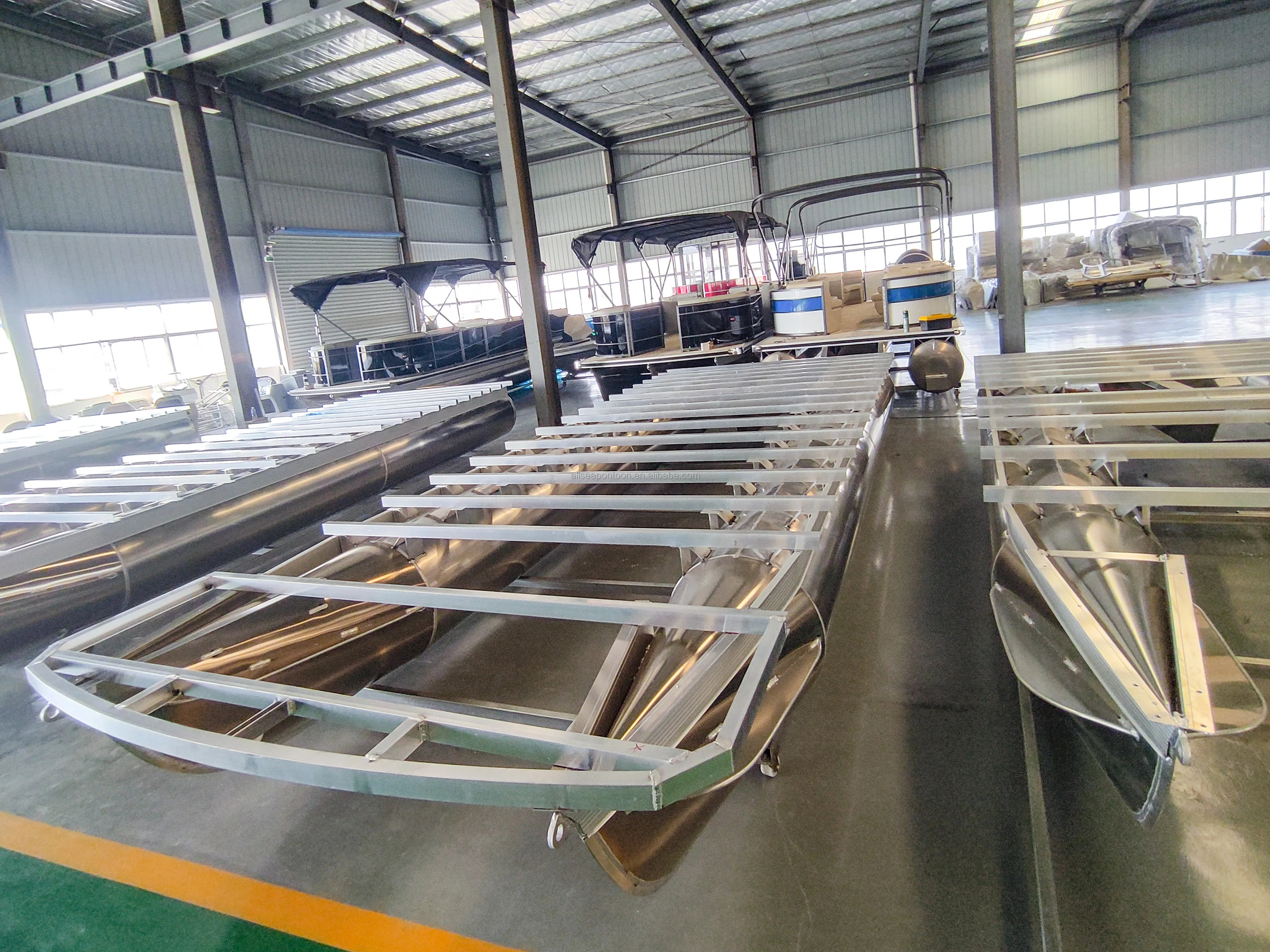 China gospel pontoon boat 6m sport yacht 4.5m centre console aluminium boat with motor