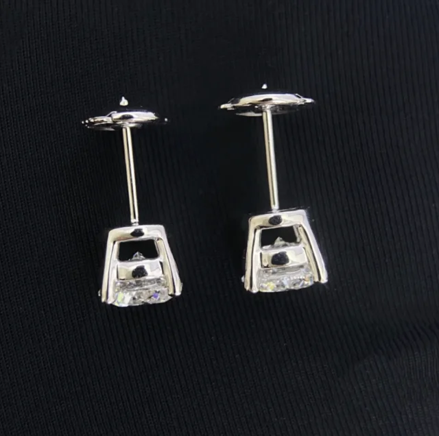 White Gold Stud Earrings with Lab-Grown round Diamond IGI Certified Customized Fine Jewelry