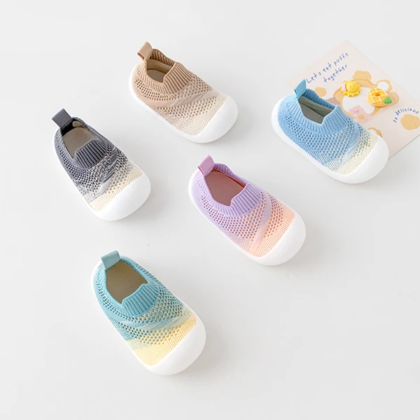New Arrival Factory Fashion Rubber Soles Kids Shoes Solid Color Socks Cotton Warm Non-slip Woven Baby Boy Flying Woven Shoes