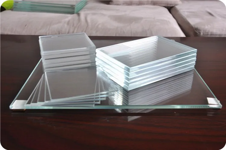 China factory 1.1mm 2mm 3mm 4mm ultra clear glass float sheet glass for picture flame,ultra clear low iron float glass price