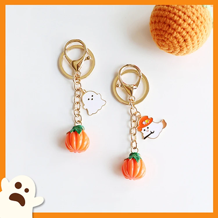 Custom Halloween Gothic Skeleton Heart Keychain Zinc Alloy Iron Metal Soft Enamel key Chain Women Men Handbag Pendants Keyrings