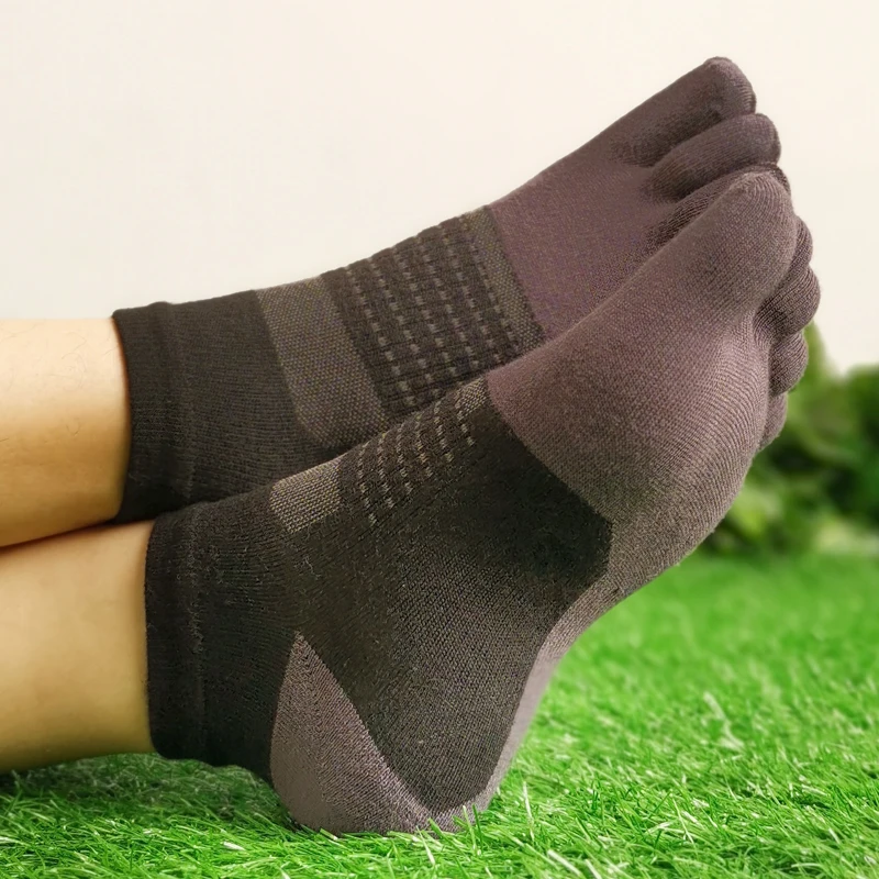 wholesale yoga sport men athletic socks unique 5 toe style breathable cotton five finger toe socks