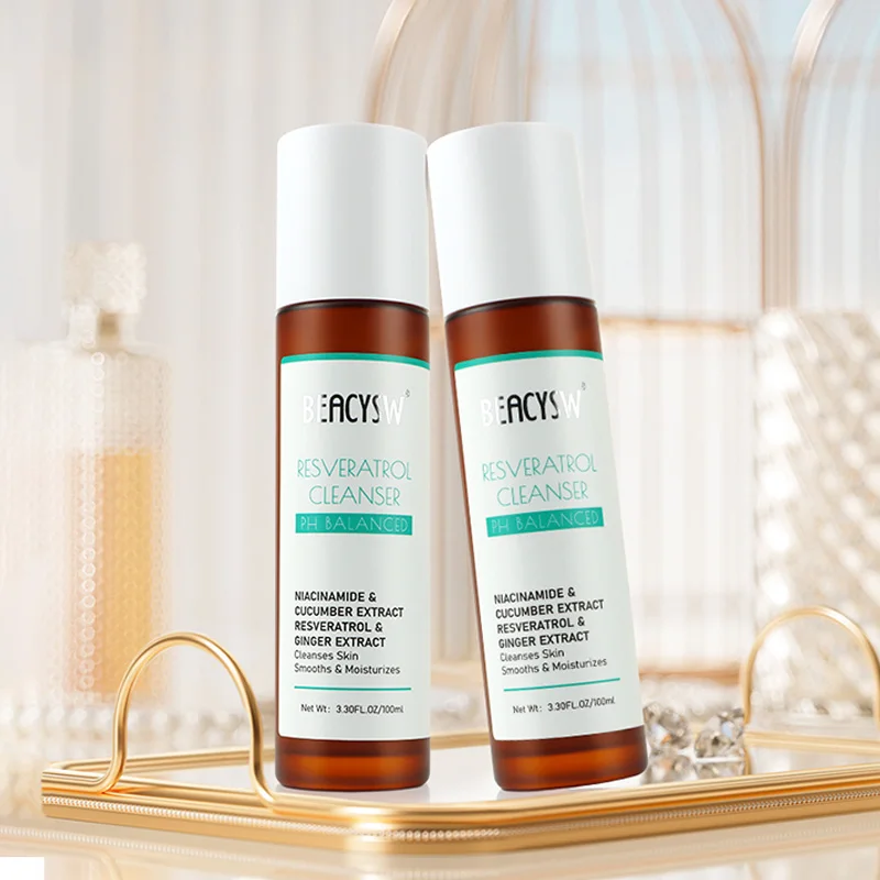 Resveratrol Glycolic Acid Face Wash, Exfoliating Facial Cleanser and Scrub