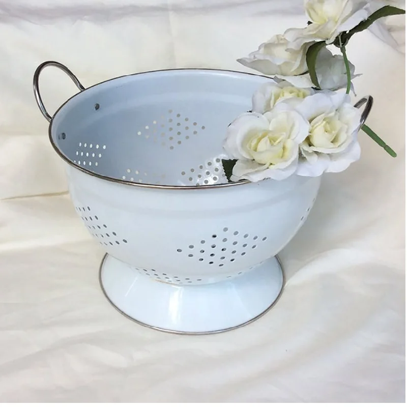 Mini chinese powder coated enameled steel fruit and vegetable colander with handle