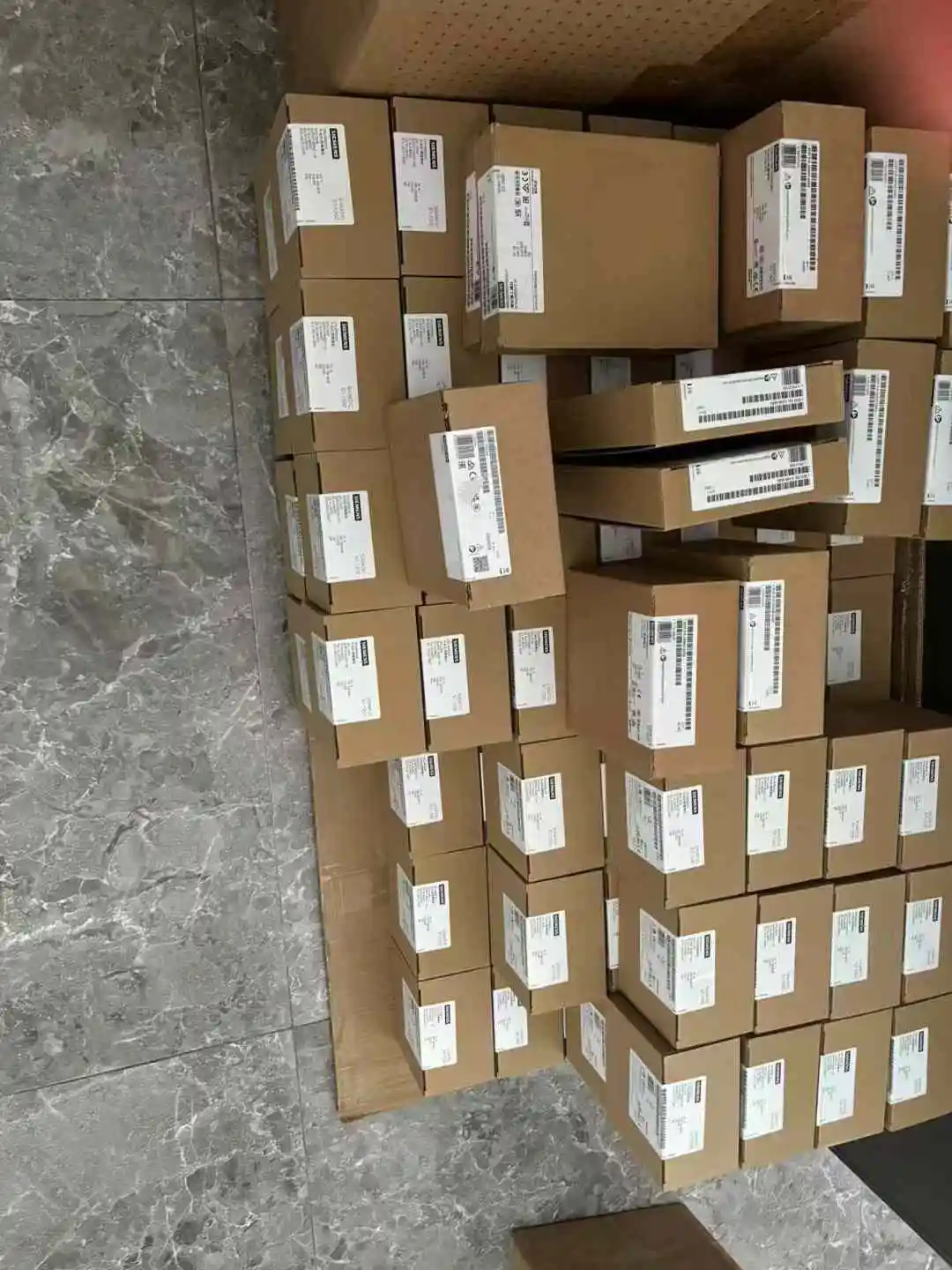 SIMATIC S7-1200 SM 1232 6ES7232-4HD32-0XB0 6ES72324HD320XB0 brand new