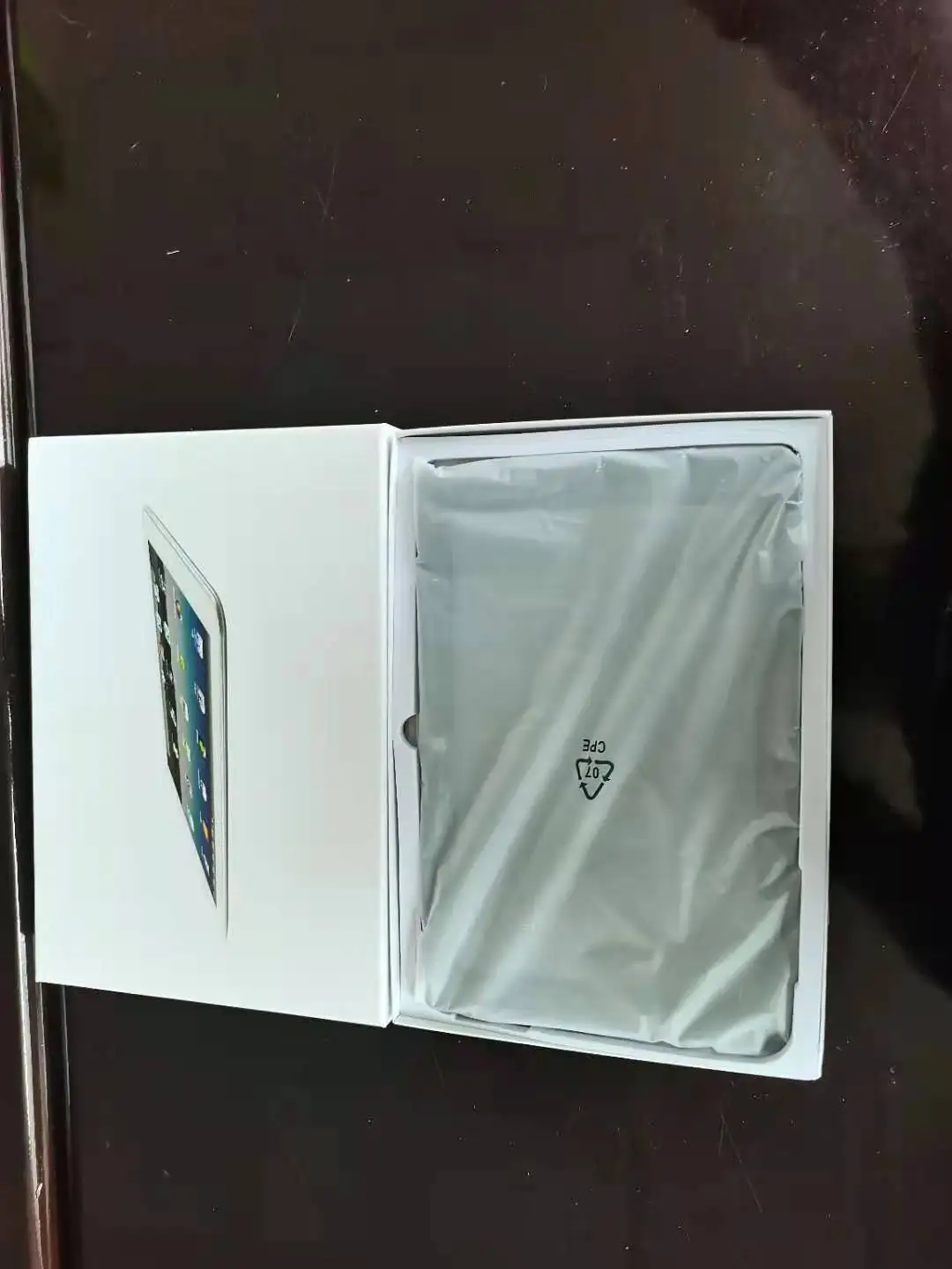 In Stock Customized 2G RAM 32G ROM 5000mAh Battery 10.1 inch window 10 tablet