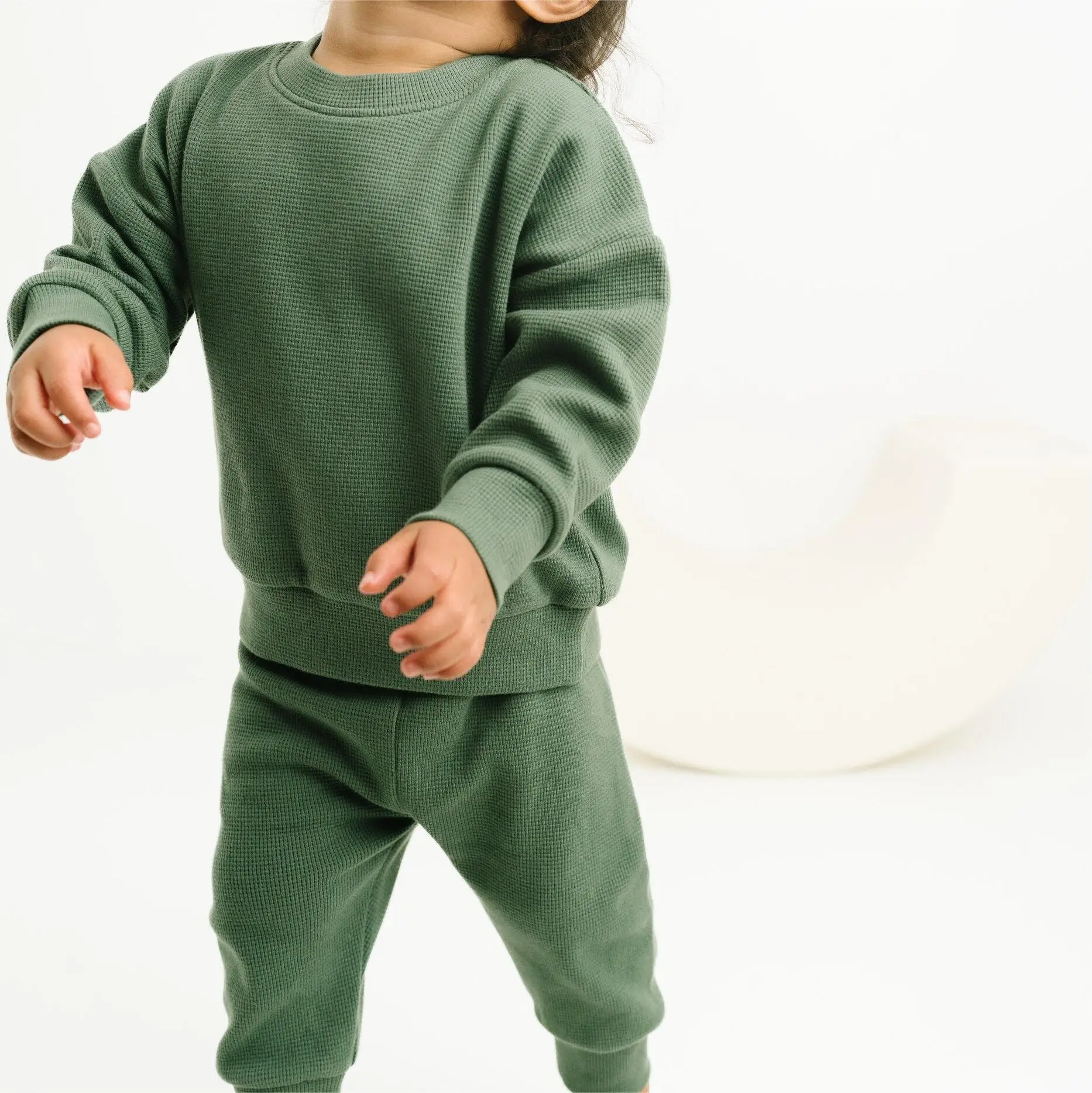 OEM Wholesale Children Boutique Clothes Kids Casual Waffle Crewneck Pullover Sports Style Wear Boys 2 Pieces Sets