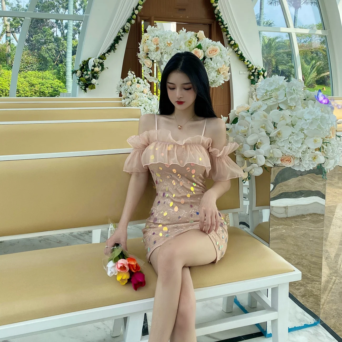 Бюстгальтер с рюшами на бретелях, короткий рукав, блестки, розовое ТРАПЕЦИЕВИДНОЕ короткое платье, милое платье