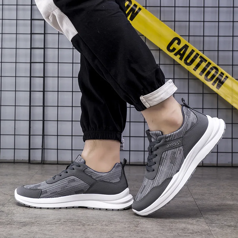 Wholesale Breathable Mesh Comfortable  Outdoor Walking Heightened Running Men breathable sneakers Shoes