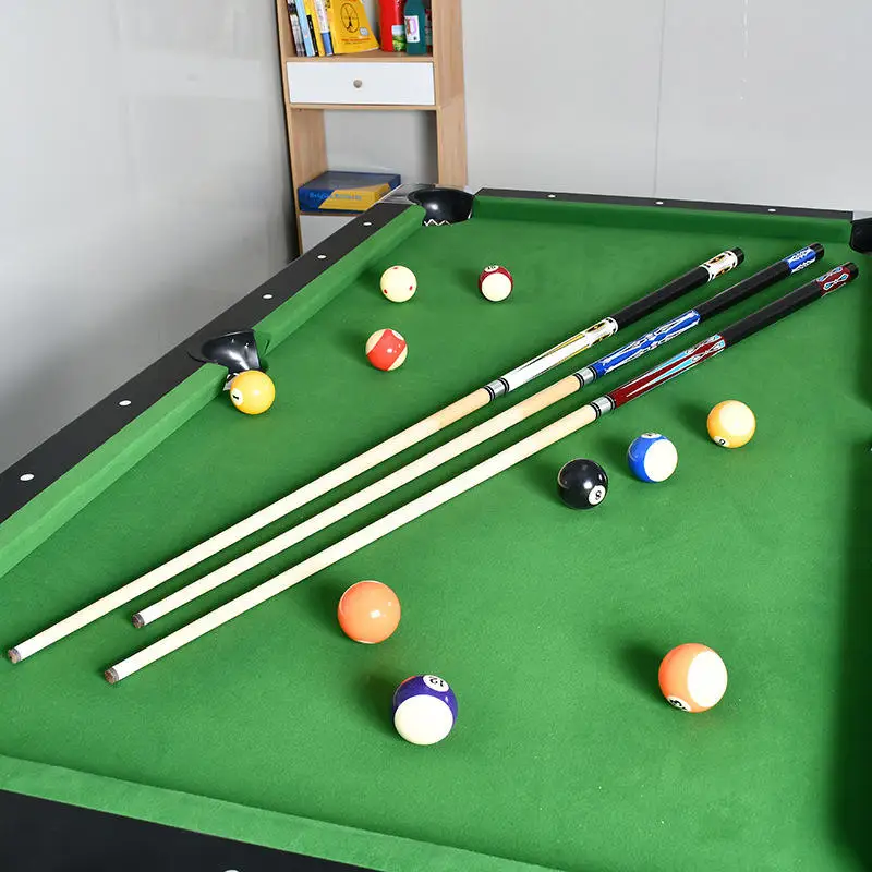 Made in China Billiards Pool Cue with Unilock Shaft Tip Easy to Repair