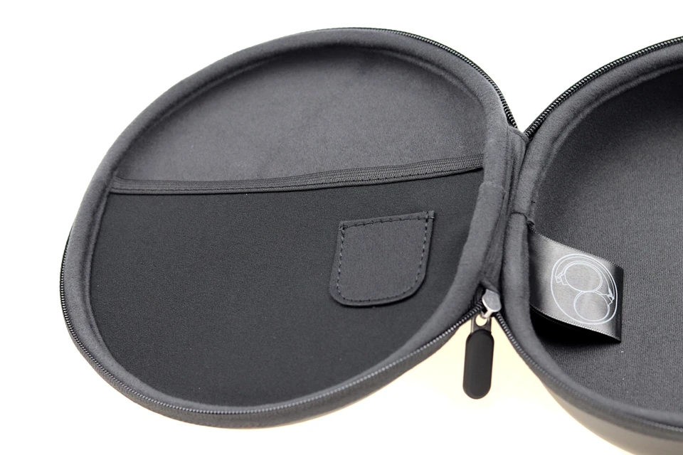 Headset and Headphones Carrying Protective USB Cable Organizer Storage Box Small Zipper Eva Hard Case for Headphones