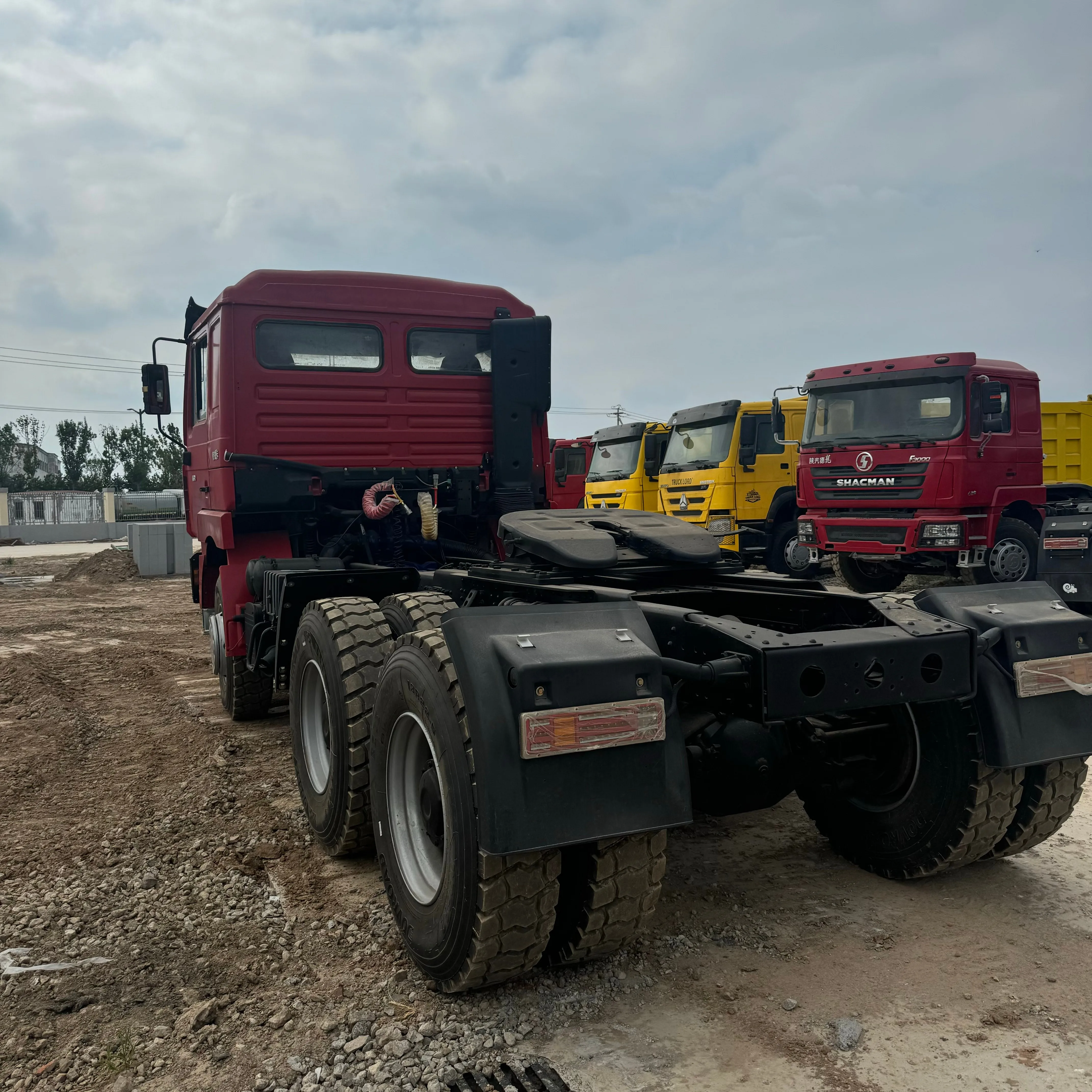 Select Shaanxi Auto Delong Tractor Make Your Transportation Career More Successful Life Better.