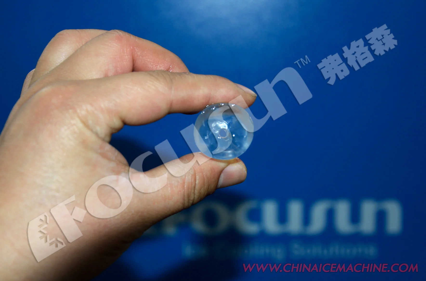 Tube Ice Machine 2Ton with ice storage bins