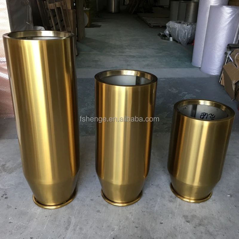 Artistic Stainless Steel Garden Walkway Feature / Rustic Stainless Steel Garden Fountain Base