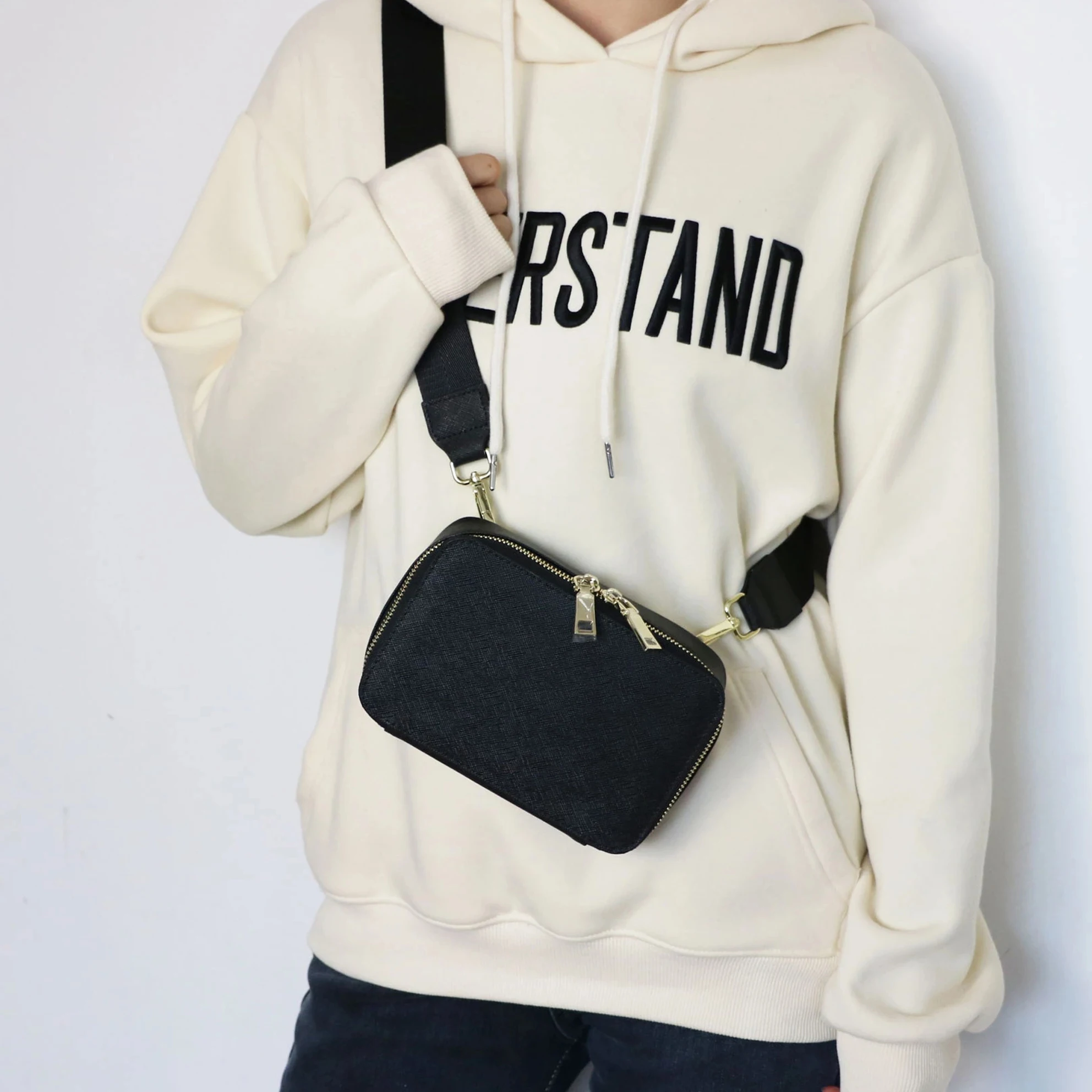 Classic Top Quality Customized Square Box Mini Bag Genuine Saffiano Leather Wrist Belt Bag Crossbody Bags