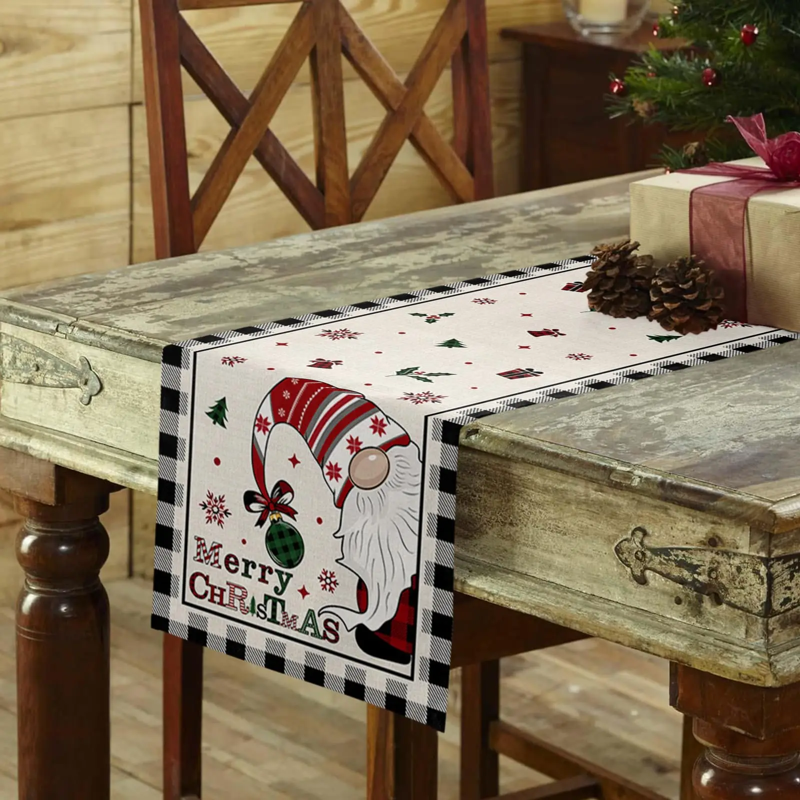 Indoor Dinner Cheap Custom Made Printed Cotton and Linen Fabric Merry Christmas Ornament Table Runners
