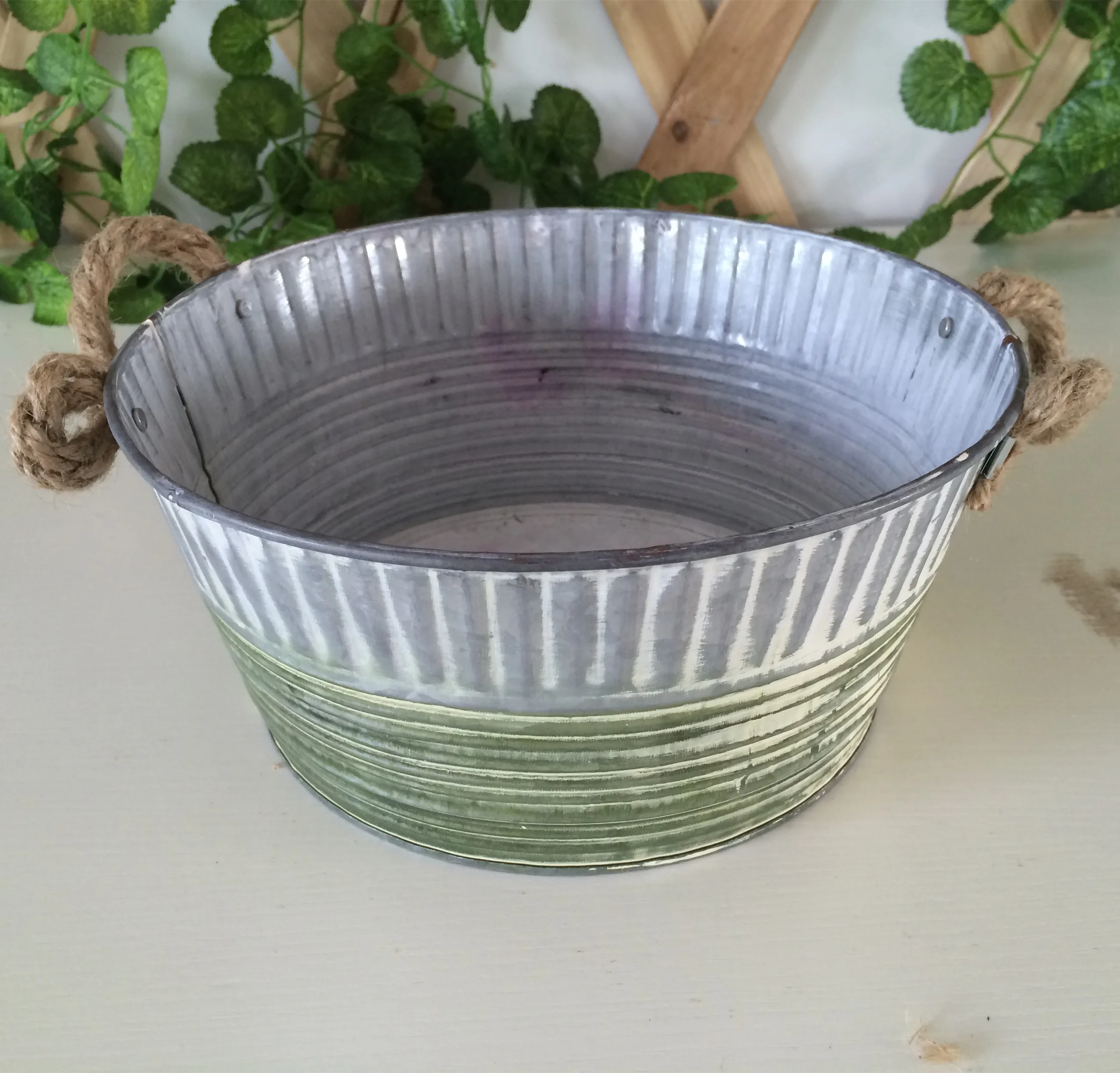 Hot sales rustic metal pots urn planters garden zinc flower pot metal pots planter