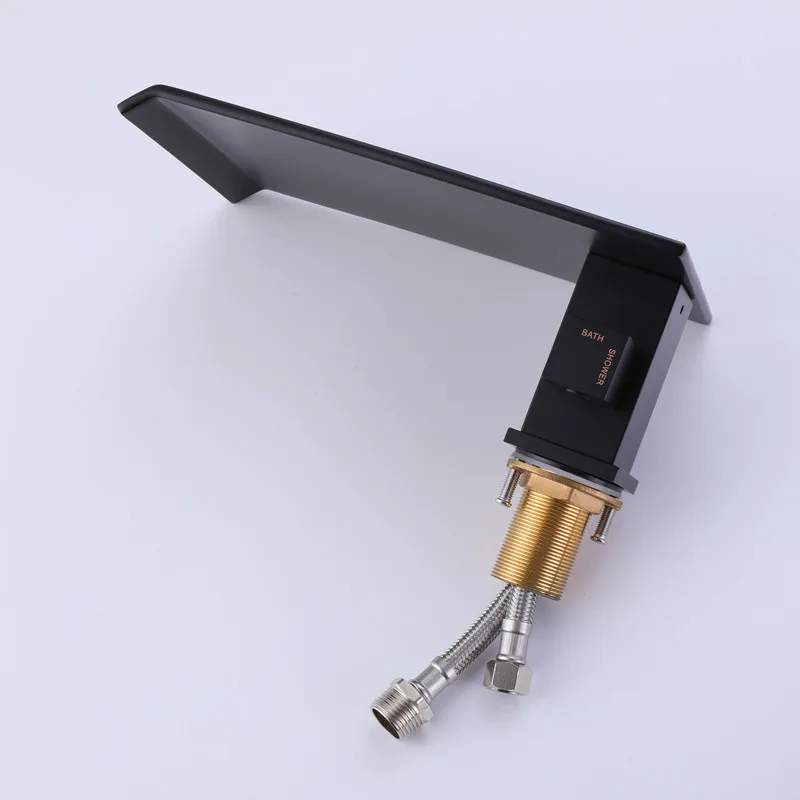 Lusa Wholesale Hot Sales Dual Handle Solid Brass Waterfall Bathroom Tub  4 holes Mouted Mixer with Shower Bathtub Faucet