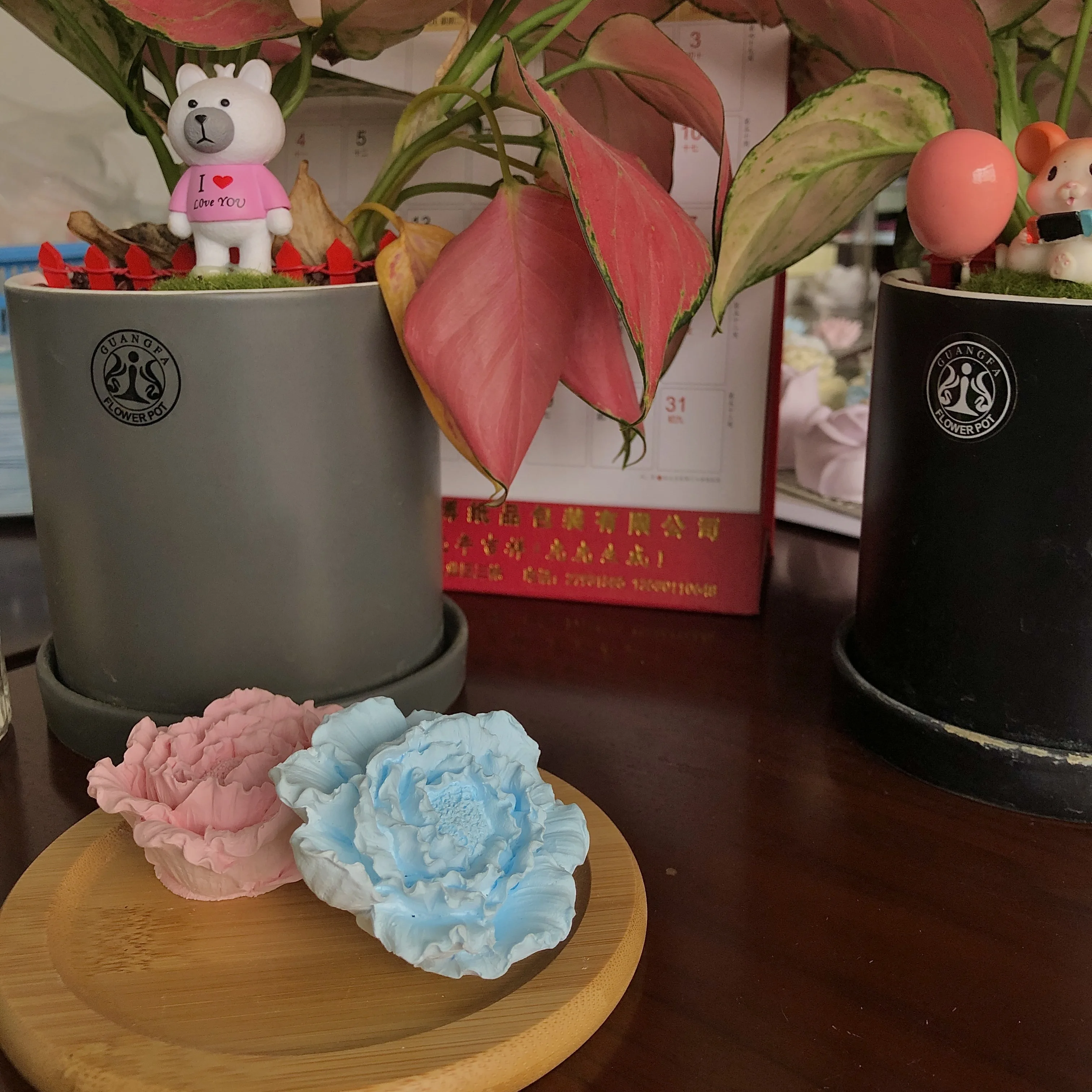 Customized Ceramic Stone Aroma Diffuser Ornaments Flower Shape Essential Oil Stone Diffuser